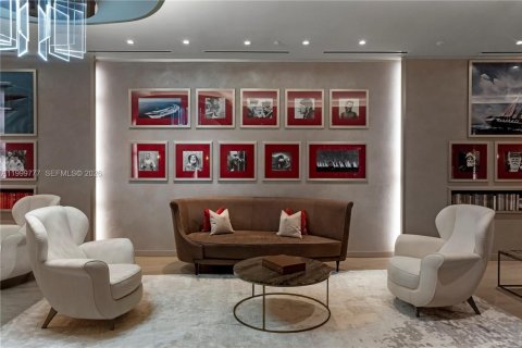 Condo in Miami, Florida, 1 bedroom № 2067073 - photo 29