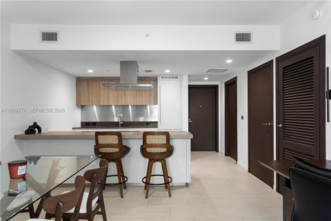 Condo in Miami, Florida, 1 bedroom № 2067073 - photo 22