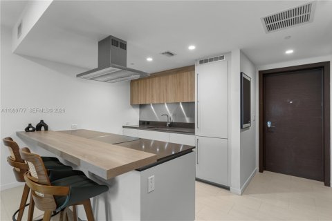 Condo in Miami, Florida, 1 bedroom № 2067073 - photo 18