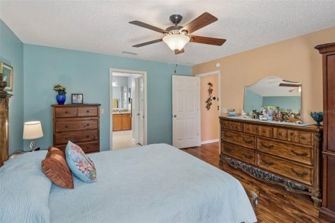 House in The Villages, Florida 3 bedrooms, 146.04 sq.m. № 1876081 - photo 11