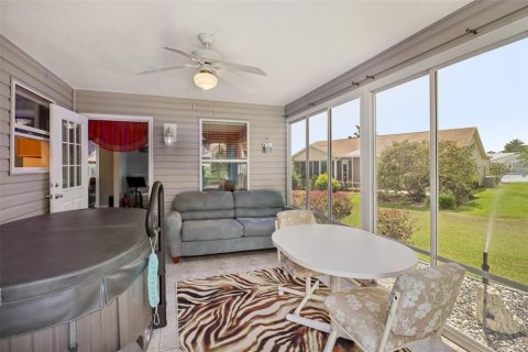 House in The Villages, Florida 3 bedrooms, 146.04 sq.m. № 1876081 - photo 25