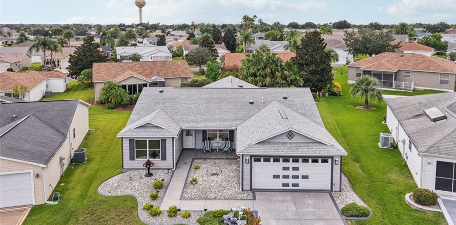 House in The Villages, Florida 3 bedrooms, 146.04 sq.m. № 1876081