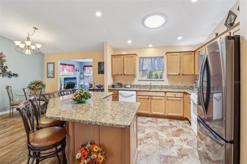House in The Villages, Florida 3 bedrooms, 146.04 sq.m. № 1876081 - photo 8
