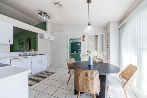 Villa ou maison à vendre à Lakeland, Floride: 3 chambres, 148.92 m2 № 2330083 - photo 8