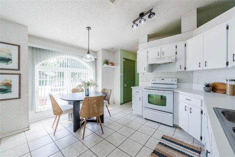 Villa ou maison à vendre à Lakeland, Floride: 3 chambres, 148.92 m2 № 2330083 - photo 9