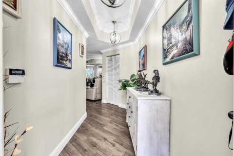 Купить кондоминиум в Тамарак, Флорида 5 комнат, 141.21м2, № 2083443 - фото 3