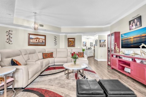 Купить кондоминиум в Тамарак, Флорида 5 комнат, 141.21м2, № 2083443 - фото 18