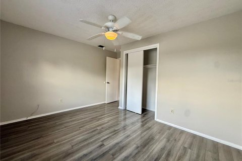 Villa ou maison à louer à Altamonte Springs, Floride: 3 chambres, 137.77 m2 № 2432701 - photo 16