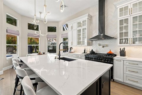Villa ou maison à vendre à Orlando, Floride: 5 chambres, 339.28 m2 № 2428806 - photo 24