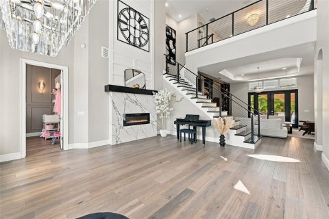 Villa ou maison à vendre à Orlando, Floride: 5 chambres, 339.28 m2 № 2428806 - photo 7