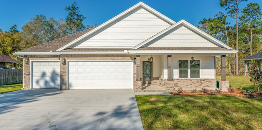House in Crestview, Florida 4 bedrooms, 231.79 sq.m. № 558550