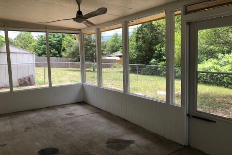 House in Apopka, Florida 3 bedrooms, 92.9 sq.m. № 2209884 - photo 9