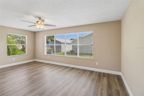 House in The Villages, Florida 2 bedrooms, 128.95 sq.m. № 2302126 - photo 22