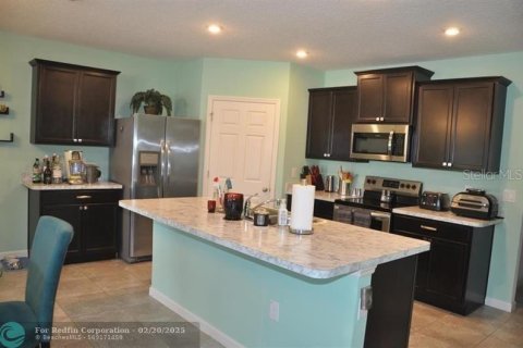 Casa en venta en Saint Lucie, Florida, 4 dormitorios, 169.73 m2 № 1529148 - foto 6
