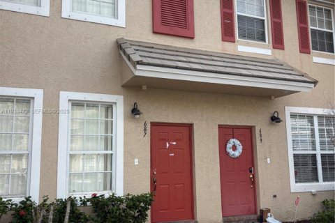 Townhouse in Plantation, Florida 2 bedrooms, 118.91 sq.m. № 1991423