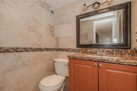 Condo in Sunny Isles Beach, Florida, 3 bedrooms  № 2042111 - photo 21