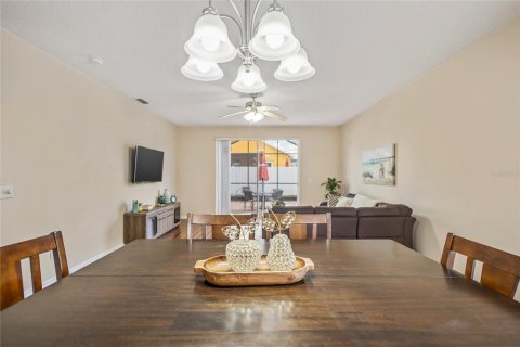 Villa ou maison à louer à Davenport, Floride: 3 chambres, 193.24 m2 № 2135331 - photo 14