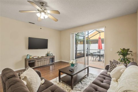 Villa ou maison à louer à Davenport, Floride: 3 chambres, 193.24 m2 № 2135331 - photo 15