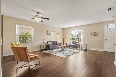 Villa ou maison à louer à Davenport, Floride: 3 chambres, 193.24 m2 № 2135331 - photo 8