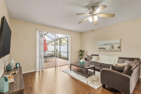 Villa ou maison à louer à Davenport, Floride: 3 chambres, 193.24 m2 № 2135331 - photo 16