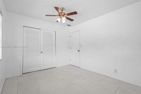Casa en alquiler en Tamarac, Florida, 2 dormitorios, 98.66 m2 № 2077983 - foto 18