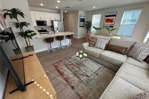 Touwnhouse à louer à Tavares, Floride: 3 chambres, 198.72 m2 № 2142892 - photo 9