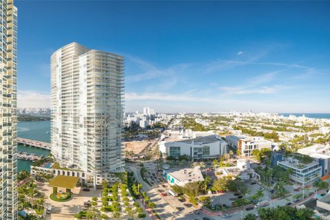 Condominio en venta en Miami Beach, Florida, 2 dormitorios, 133.5 m2 № 2034161 - foto 17