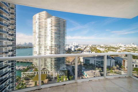 Condominio en venta en Miami Beach, Florida, 2 dormitorios, 133.5 m2 № 2034161 - foto 2