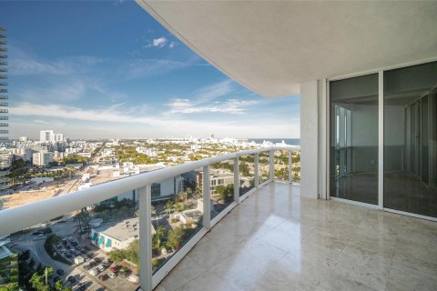 Condominio en venta en Miami Beach, Florida, 2 dormitorios, 133.5 m2 № 2034161 - foto 3