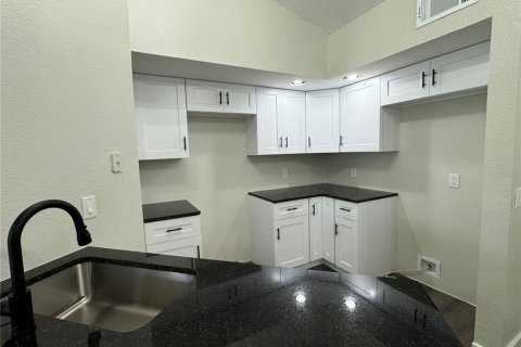 Condominio en alquiler en Orlando, Florida, 1 dormitorio, 68.28 m2 № 1834905 - foto 4