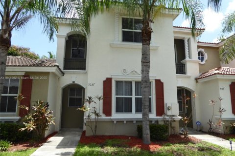 Townhouse in Homestead, Florida 3 bedrooms, 147.16 sq.m. № 1842419 - photo 1