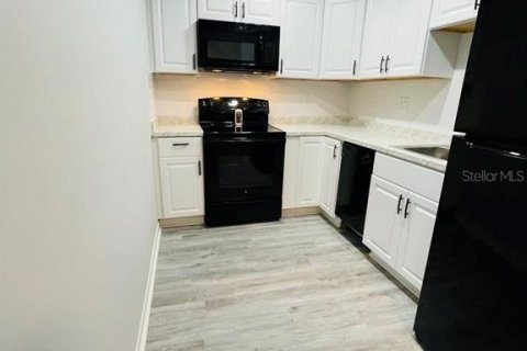 Copropriété à vendre à Gainesville, Floride: 2 chambres, 83.61 m2 № 1902879 - photo 3