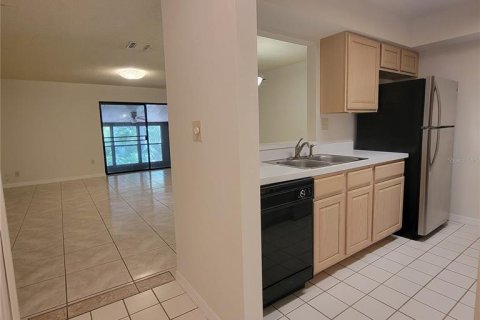 Touwnhouse à louer à Winter Springs, Floride: 3 chambres, 135.64 m2 № 2436711 - photo 8