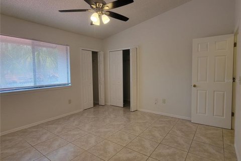 Touwnhouse à louer à Winter Springs, Floride: 3 chambres, 135.64 m2 № 2436711 - photo 20