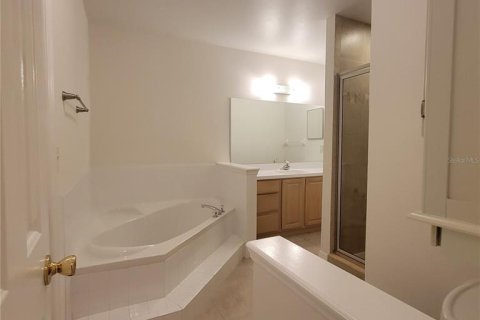 Touwnhouse à louer à Winter Springs, Floride: 3 chambres, 135.64 m2 № 2436711 - photo 26