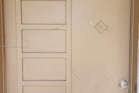 Снять в аренду кондоминиум в Майами, Флорида 2 спальни, 83.43м2, № 1941311 - фото 6