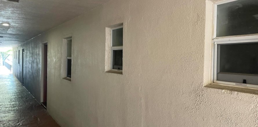 Condo à Palm Springs, Floride, 2 chambres № 1187250