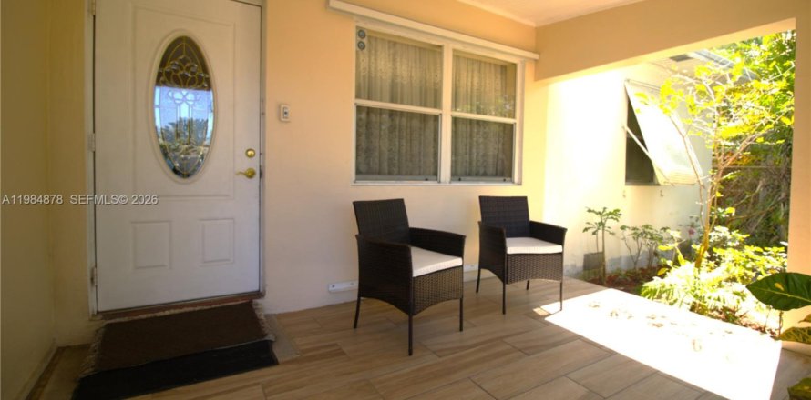 Villa ou maison à Fort Lauderdale, Floride 3 chambres, 102.38 m2 № 2047064