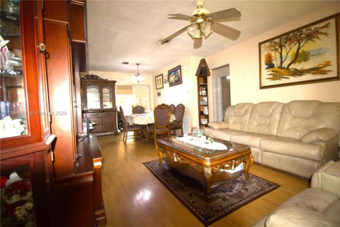 Villa ou maison à vendre à Fort Lauderdale, Floride: 3 chambres, 102.38 m2 № 2047064 - photo 17