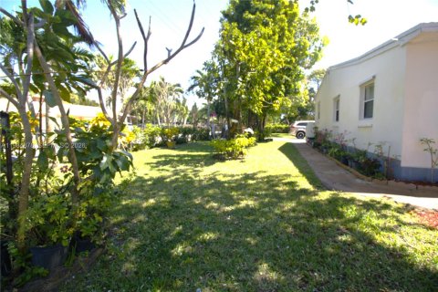 Villa ou maison à vendre à Fort Lauderdale, Floride: 3 chambres, 102.38 m2 № 2047064 - photo 4