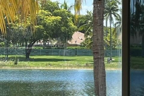 House in Cutler Bay, Florida 3 bedrooms, 191.56 sq.m. № 1836584 - photo 23