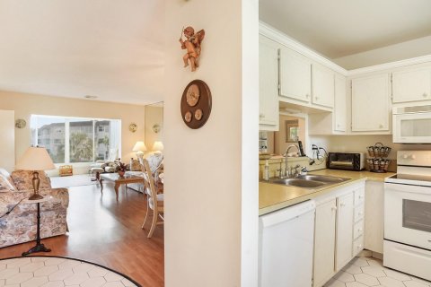 Condominio en venta en Lauderdale Lakes, Florida, 2 dormitorios, 87.7 m2 № 2154133 - foto 11