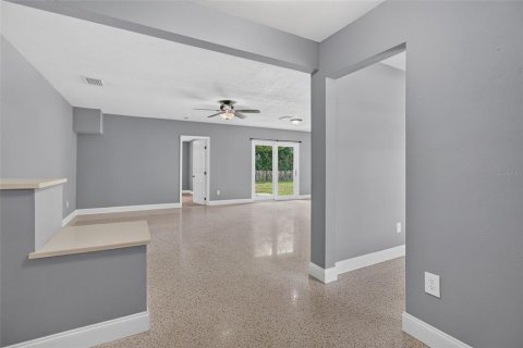 Villa ou maison à louer à Dunedin, Floride: 3 chambres, 138.24 m2 № 2435028 - photo 6