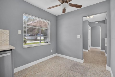 Villa ou maison à louer à Dunedin, Floride: 3 chambres, 138.24 m2 № 2435028 - photo 19
