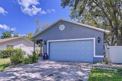 Casa en venta en Saint Petersburg, Florida, 3 dormitorios, 151.34 m2 № 1523629 - foto 10