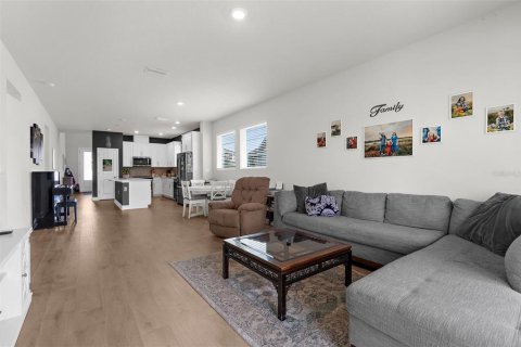 Casa en venta en Bradenton, Florida, 4 dormitorios, 205.59 m2 № 1815824 - foto 10
