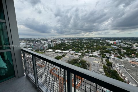 Condominio en venta en Miami, Florida, 60.85 m2 № 1934996 - foto 20