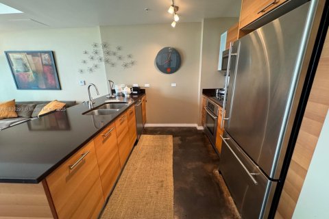 Condominio en venta en Miami, Florida, 60.85 m2 № 1934996 - foto 6