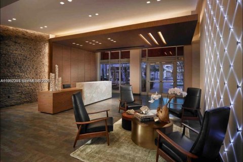 Condo in Miami, Florida, 2 bedrooms  № 2087827 - photo 21