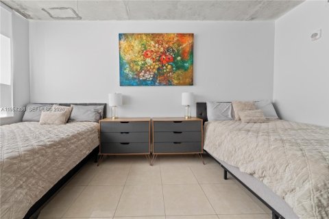 Condo in Miami, Florida, 2 bedrooms  № 2087827 - photo 7